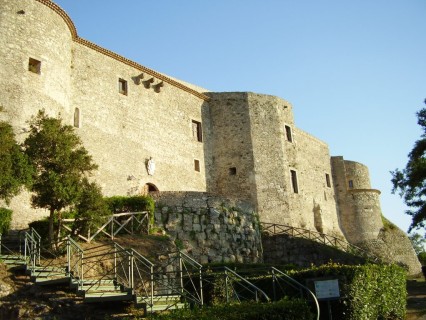 Il Castello di Vibo Valentia, l'antica Monteleone