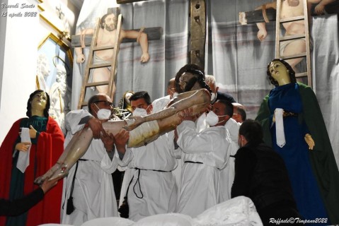Settimana Santa, la schiovazione di Cristo a Serra San Bruno